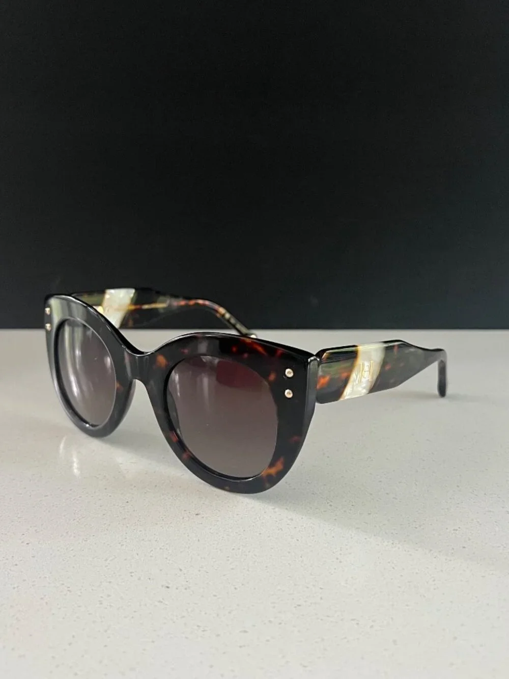 CAROLINA HERRERA Butterfly Full Rim Sunglasses - Brown